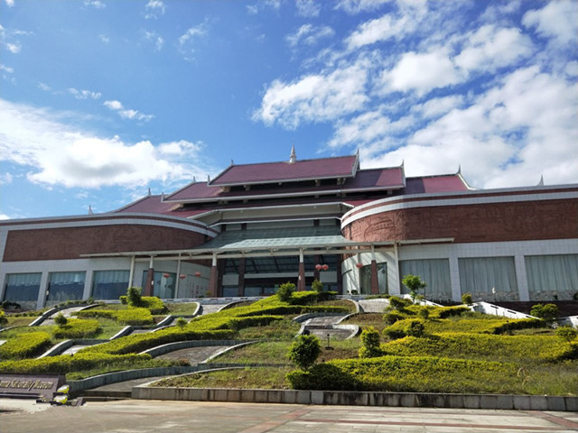西雙版納民族博物館設計占地2萬多平，展廳設計面積4300平方米